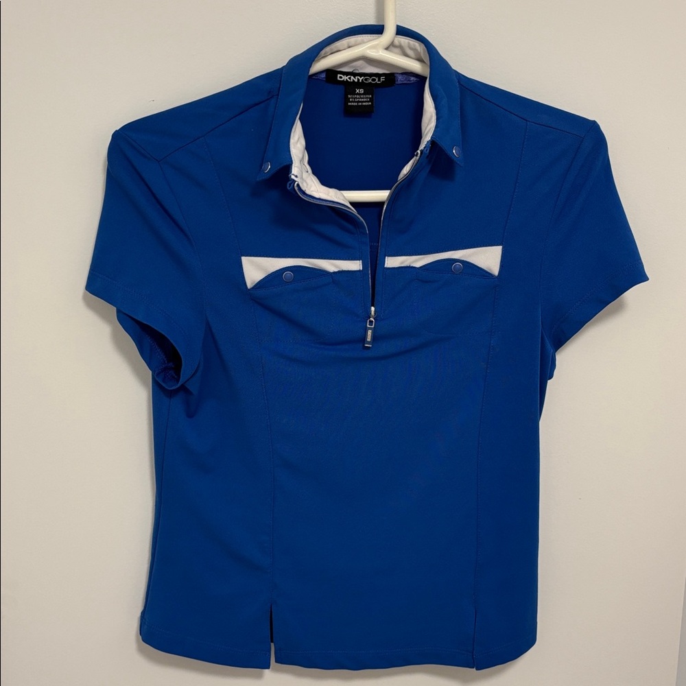 DKNY Golf Blue Short Sleeve 3/4 Zip Shirt Size XS Perfect Condition